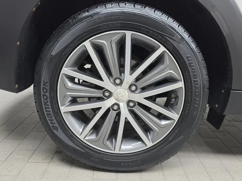 Hyundai Tucson 2.0 - САМО 30% АВАНС, снимка 4 - Автомобили и джипове - 56065930