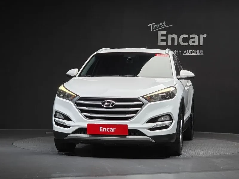Hyundai Tucson 2.0 - САМО 30% АВАНС