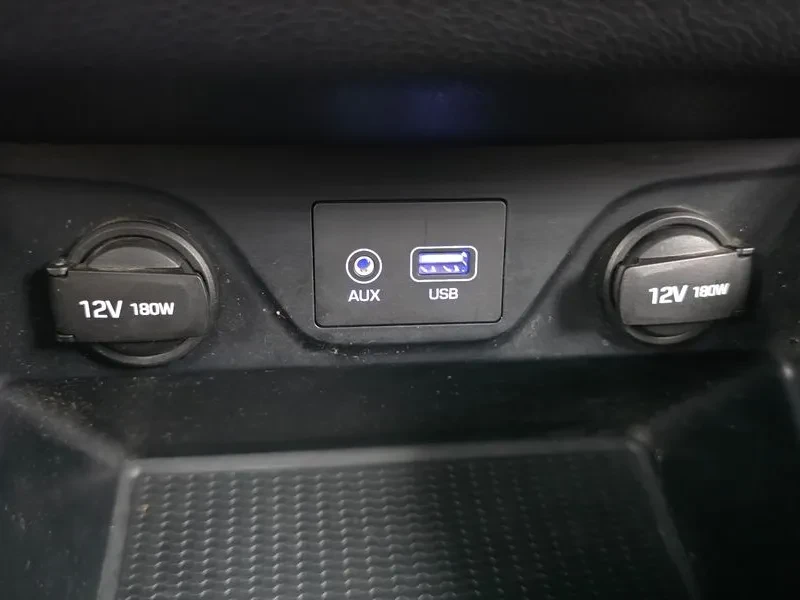 Hyundai Tucson 2.0 - САМО 30% АВАНС, снимка 12 - Автомобили и джипове - 56065930