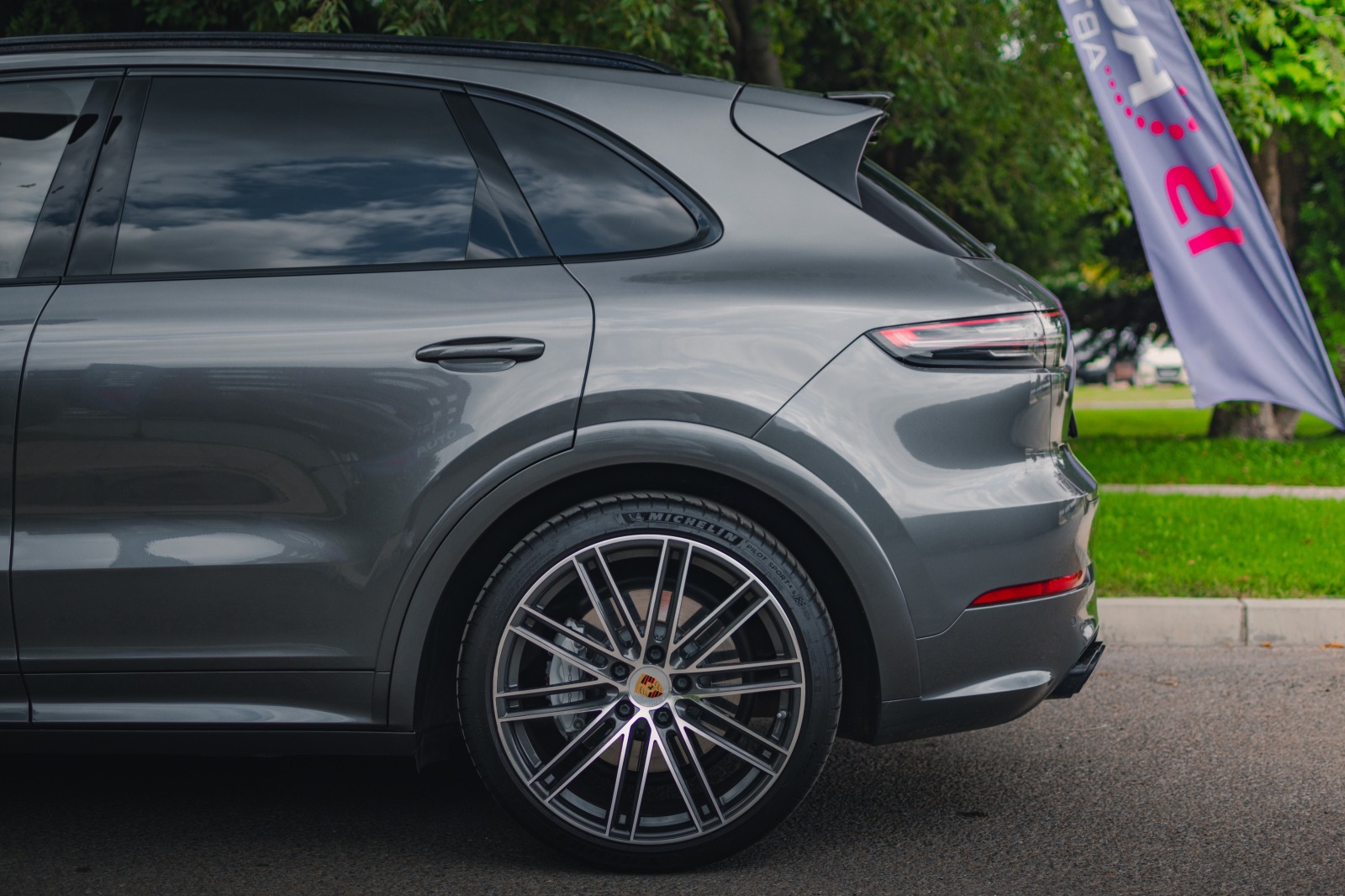 Porsche Cayenne Turbo/PDCC/Sport Design/Exclusive/PSCB  - изображение 8