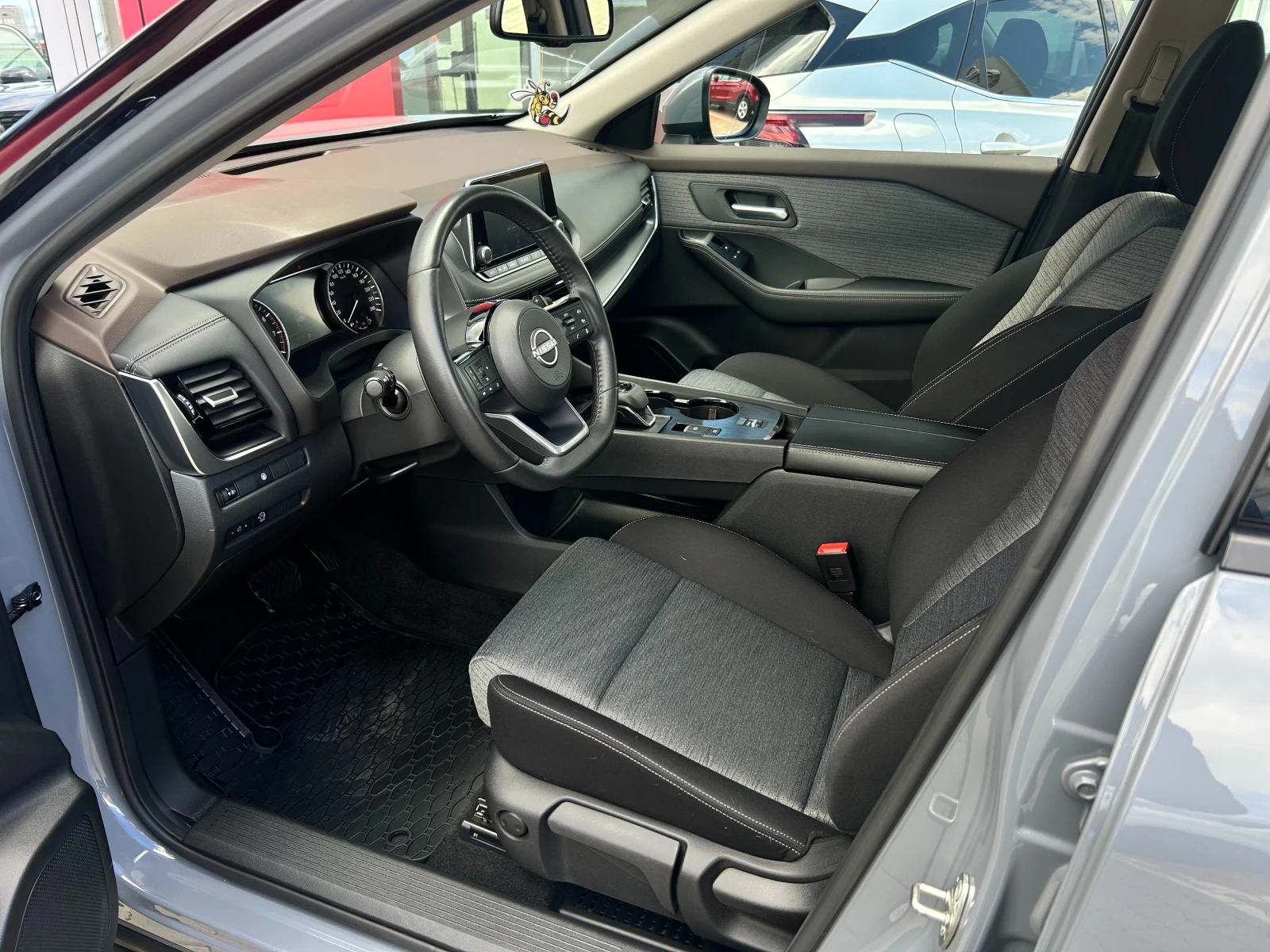 Nissan X-trail 1.5 DDT Acenta A/T - изображение 3