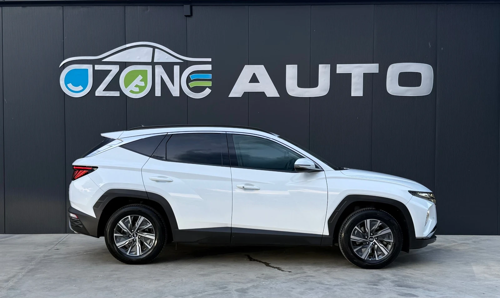 Hyundai Tucson 1.6 HYBRID, снимка 3 - Автомобили и джипове - 53831491