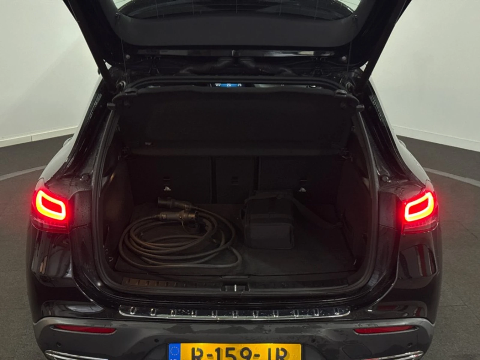 Mercedes-Benz EQA EQA 250 Business Line, снимка 12 - Автомобили и джипове - 53962462