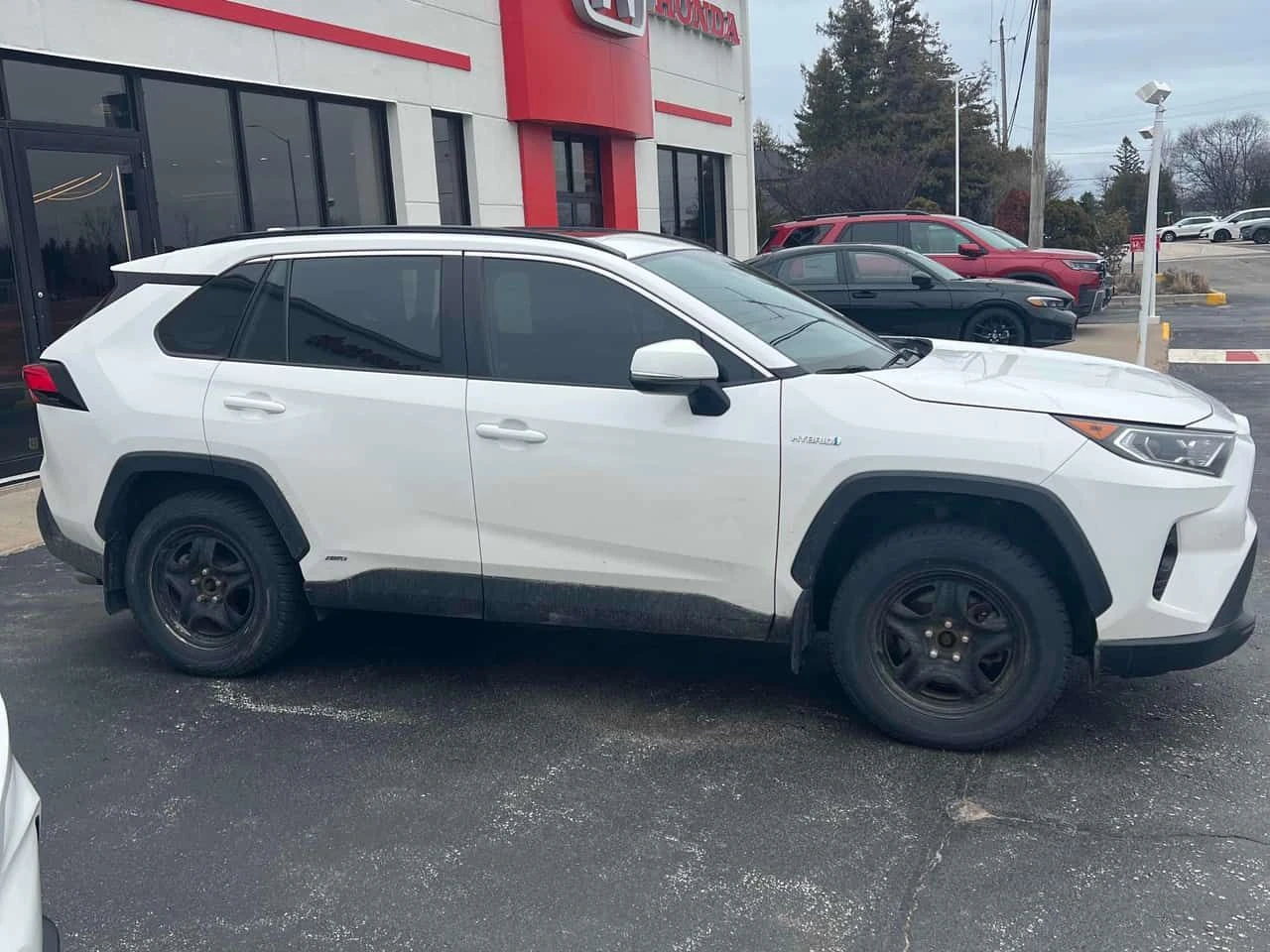 Toyota Rav4 * Hybrid XLE * ГЛАВНО ПРЕДСТАВИТЕЛСТВО* , снимка 3 - Автомобили и джипове - 54096431
