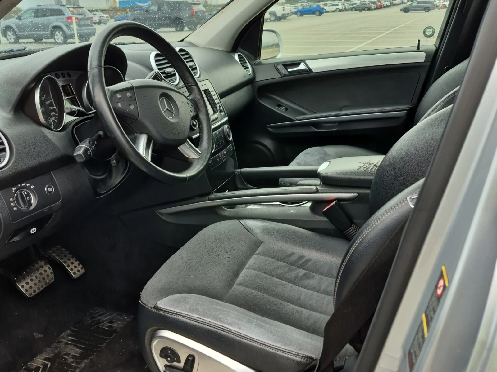 Mercedes-Benz ML 500 ПОДГРЕВ * ШИНИДАХ * CARFAX * , снимка 6 - Автомобили и джипове - 54138268