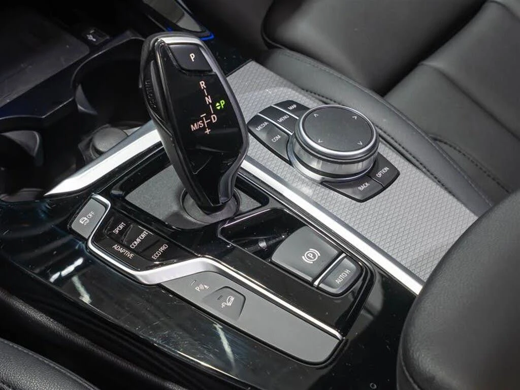 BMW X3 М40i* МПАКЕТ* HEADUP* КАМЕРИ* ПАНО* ПОДГРЕВ* , снимка 14 - Автомобили и джипове - 54445939