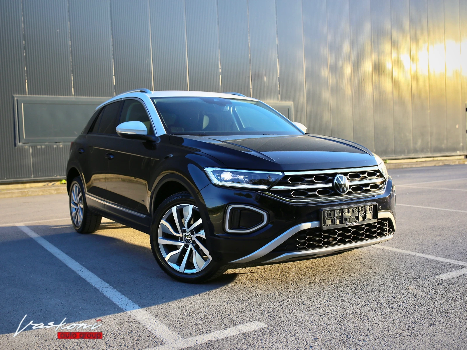 VW T-Roc 2.0 TDI FACELIFT IQ.LIGHT, снимка 2 - Автомобили и джипове - 55008577