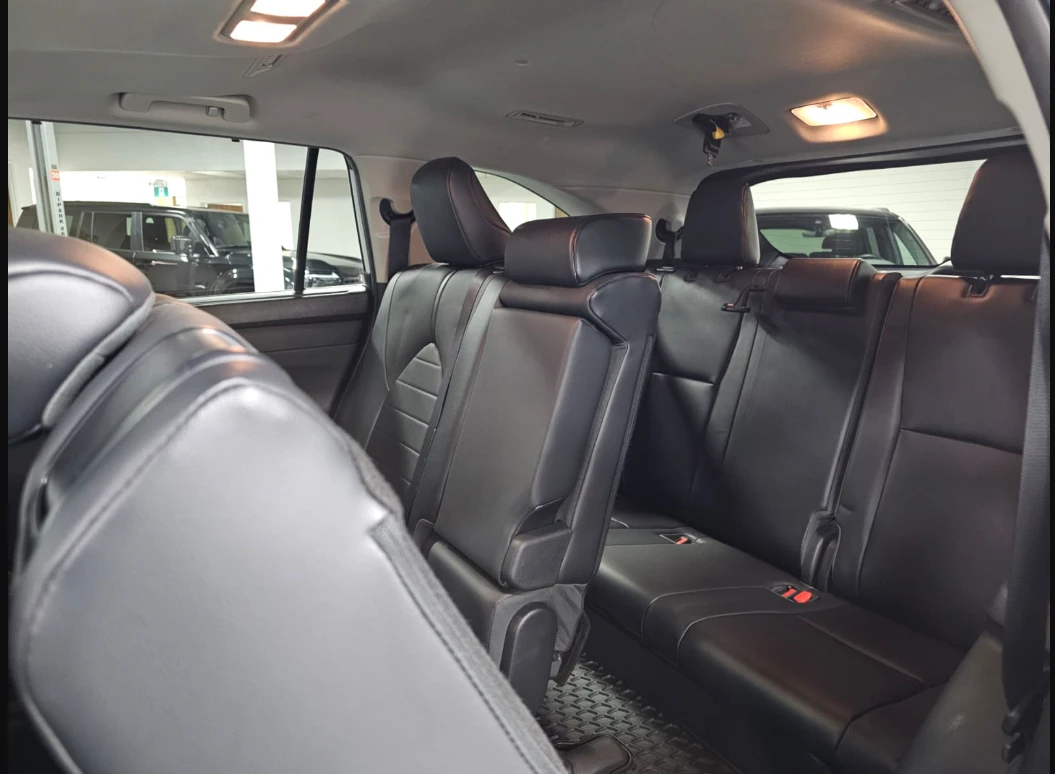 Toyota Highlander AWD* XLE* Softex* м.Точки* ACC* Подгрев* 7-местен, снимка 15 - Автомобили и джипове - 56083713