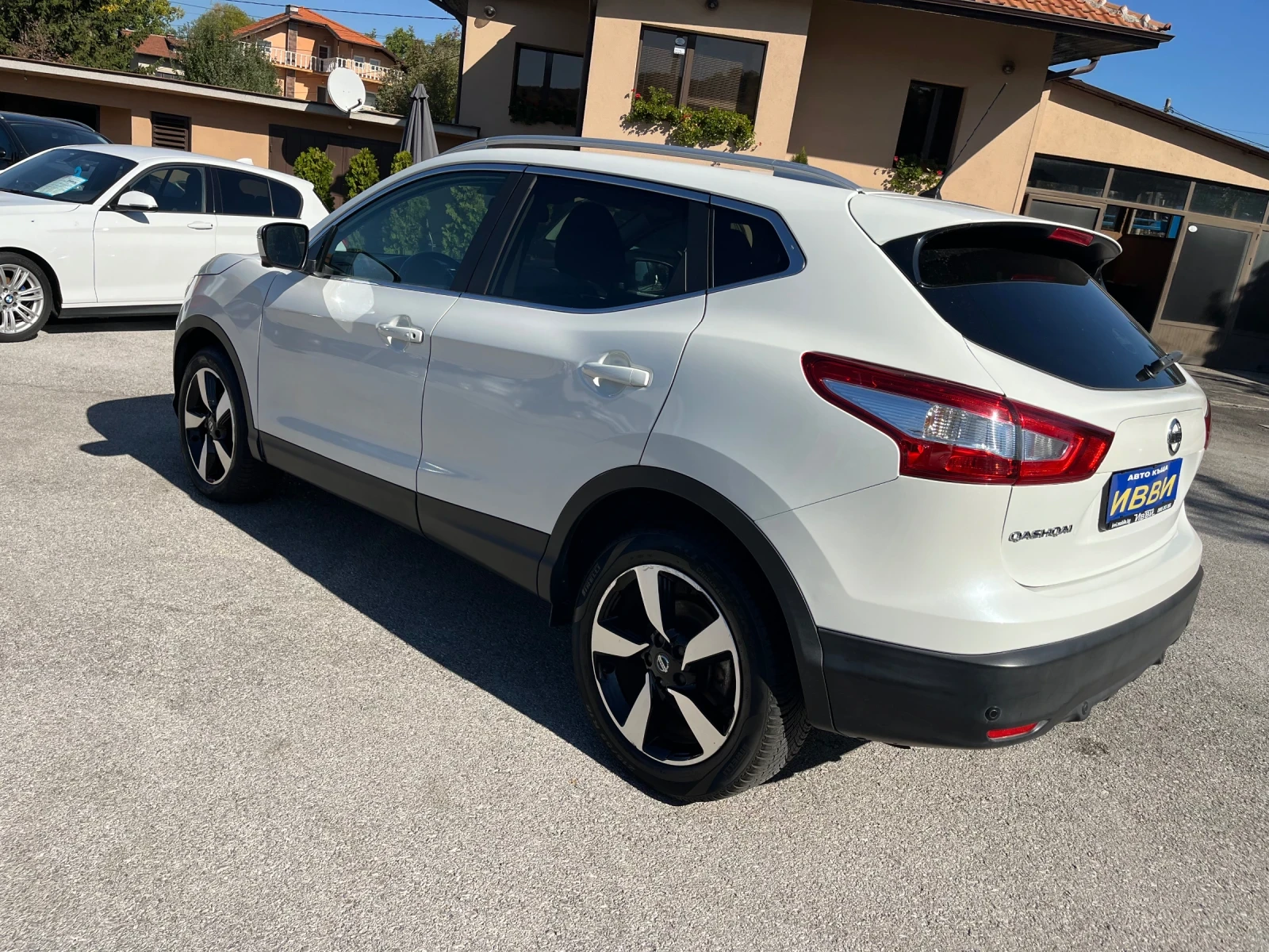 Nissan Qashqai 1, 6 DCI  PANORAMA KAMERA NAVI AUTOMAT | Mobile.bg � ����������� 13