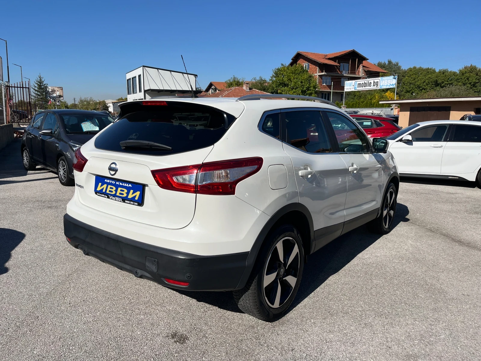 Nissan Qashqai 1, 6 DCI  PANORAMA KAMERA NAVI AUTOMAT | Mobile.bg � ����������� 12