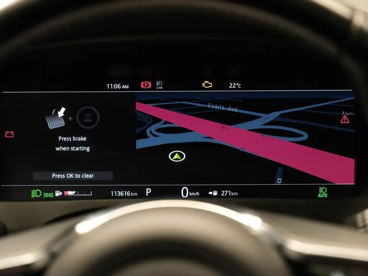 Jaguar F-PACE Distinctive by design. Sporty by nature All Wheel | Mobile.bg � ����������� 15
