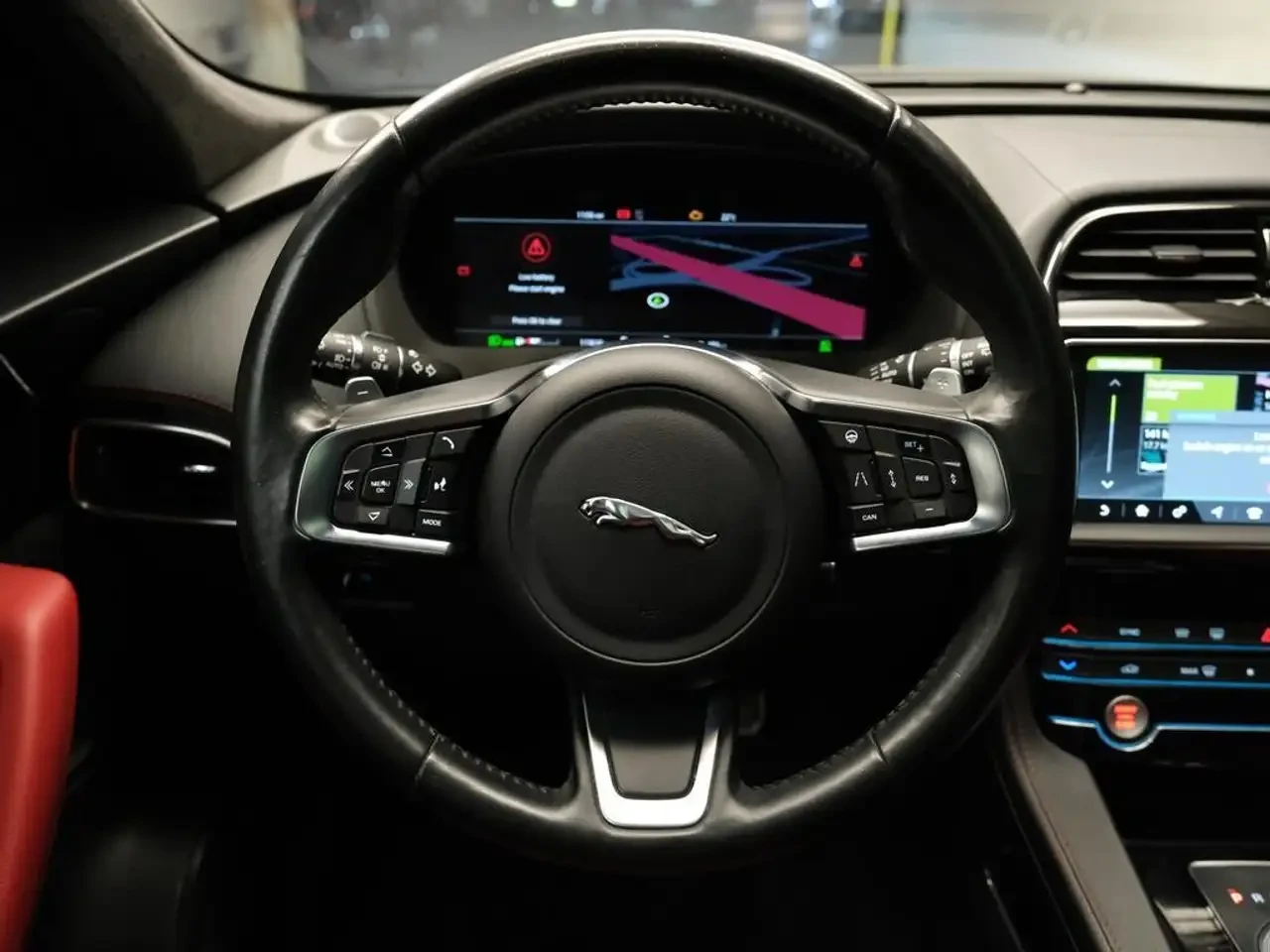 Jaguar F-PACE Distinctive by design. Sporty by nature All Wheel | Mobile.bg � ����������� 14