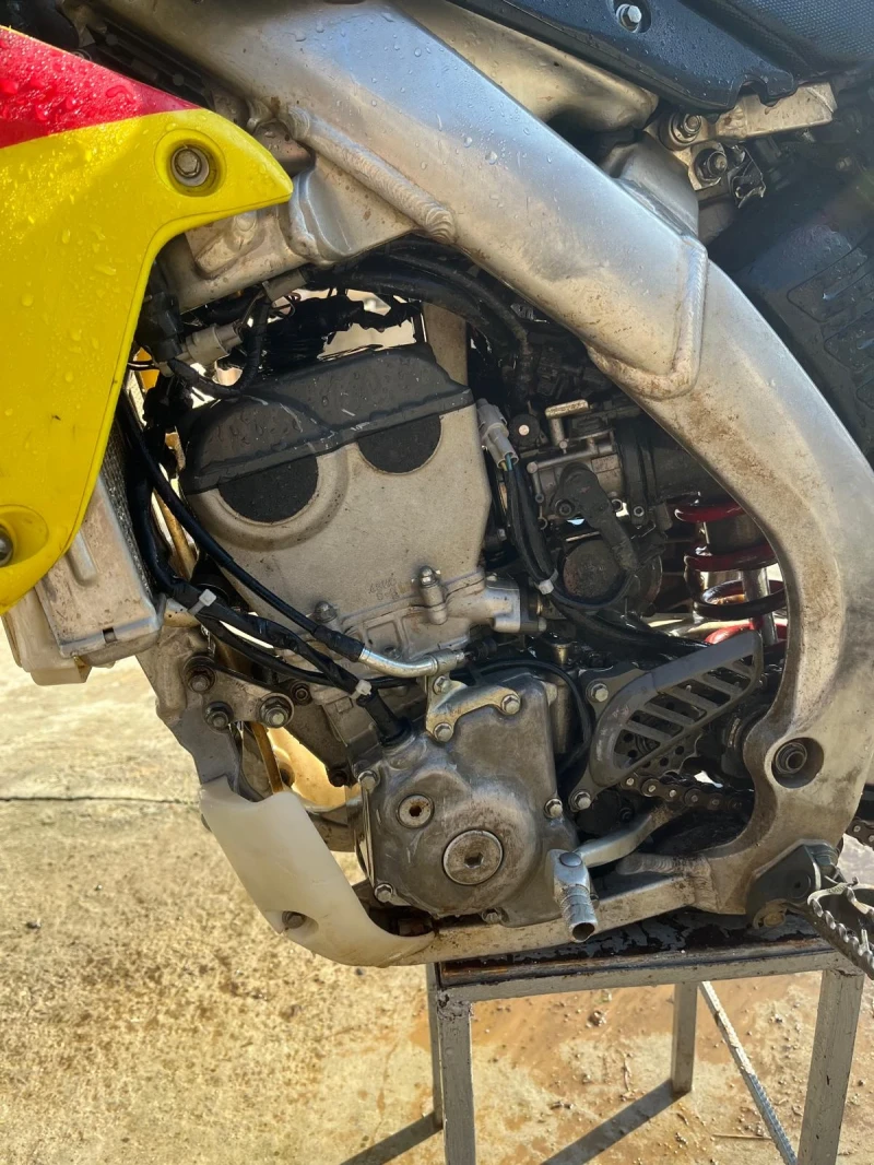 Suzuki 250, снимка 9 - Мотоциклети и мототехника - 52422296