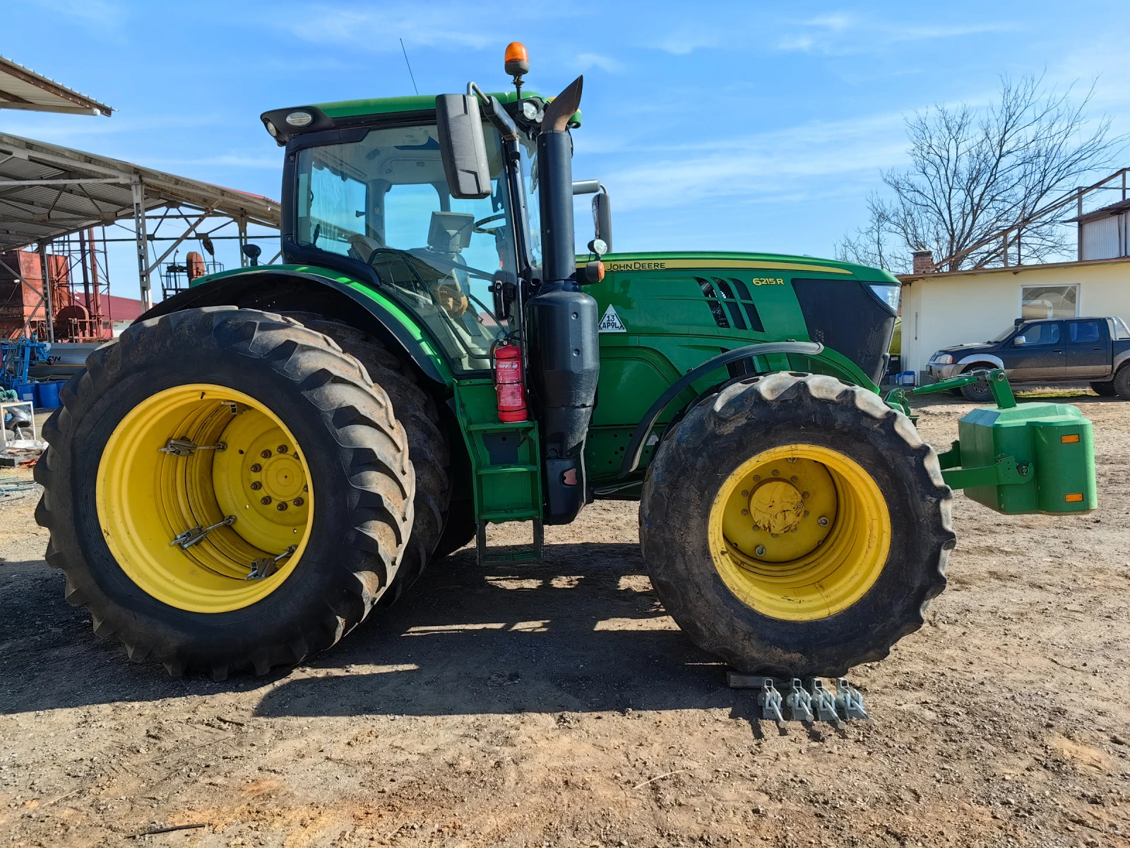 Трактор John Deere 6215R Ultimate edition - изображение 5