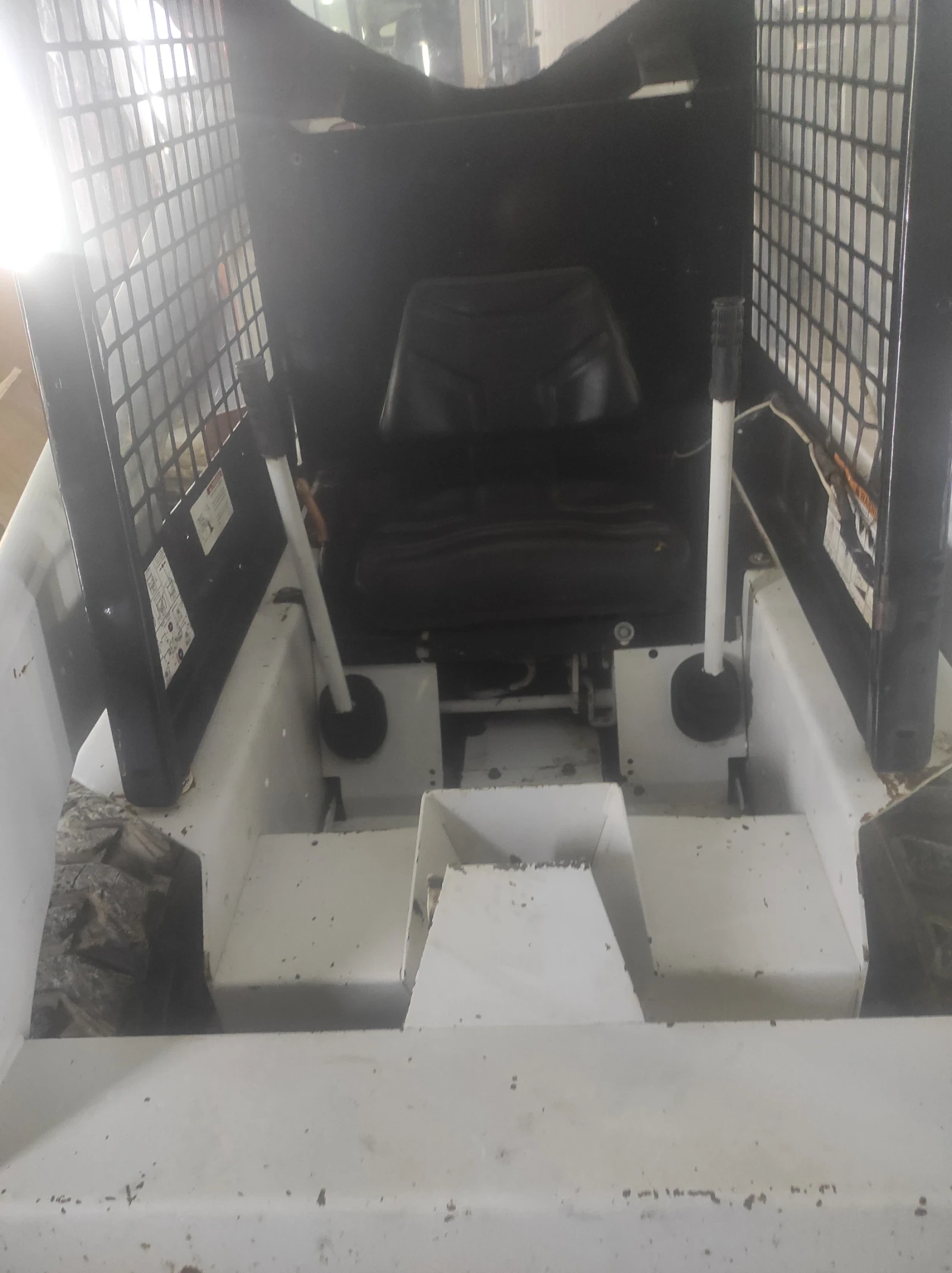 Мини челни товарачи Bobcat 743, снимка 5 - Индустриална техника - 55216291