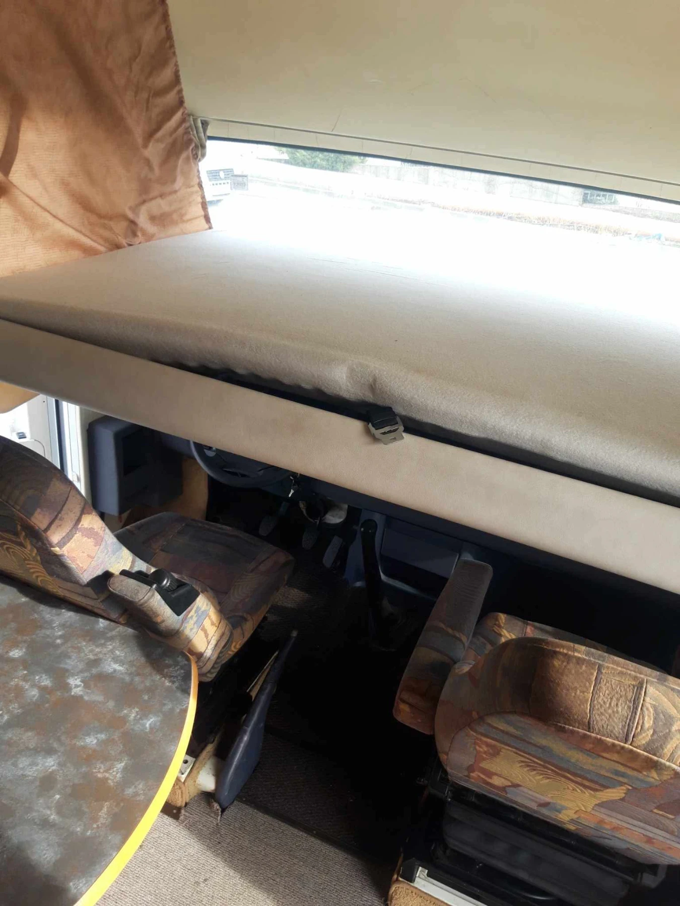 Кемпер HYMER / ERIBA Hymer 412, снимка 12 - Каравани и кемпери - 53745561