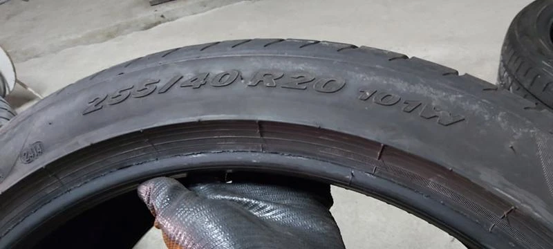 Гуми Летни 255/40R20, снимка 7 - Гуми и джанти - 29880277