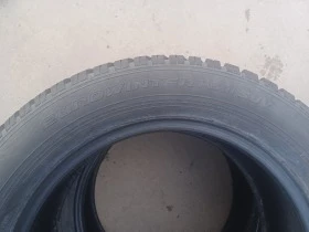 Гуми Зимни 225/60R18, снимка 11 - Гуми и джанти - 45649397