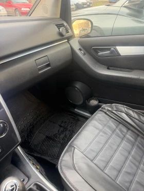 Mercedes-Benz B 180, снимка 12