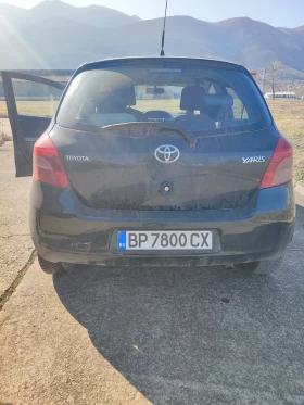 Toyota Yaris 1.3vvti, снимка 2