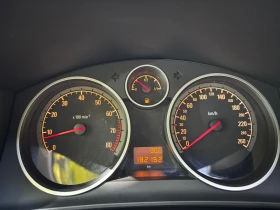 Opel Astra 1.6 Twinport - 1750 € / 3422.70 лв. - 38035684 8