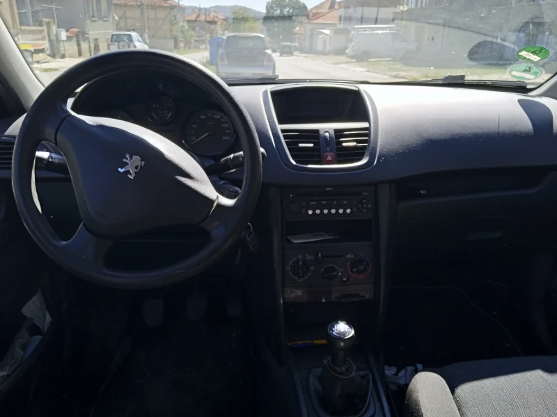 Peugeot 207 1.4i/16v, снимка 7 - Автомобили и джипове - 47505131