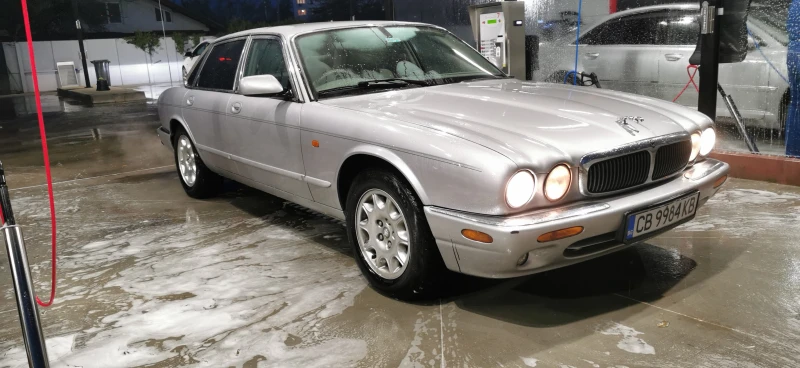 Jaguar Xj, снимка 4 - Автомобили и джипове - 47525611