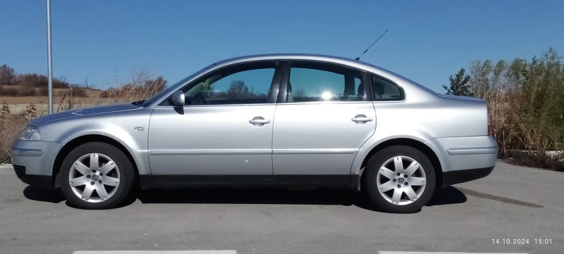 VW Passat, снимка 2 - Автомобили и джипове - 47583191