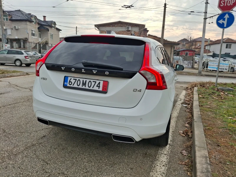 Volvo V60 D4 181к.с.АВТМАТИК 8 степенен , снимка 6 - Автомобили и джипове - 48145584