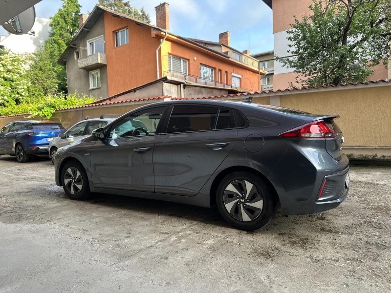 Hyundai Ioniq 1.6GDI, снимка 2 - Автомобили и джипове - 48695037