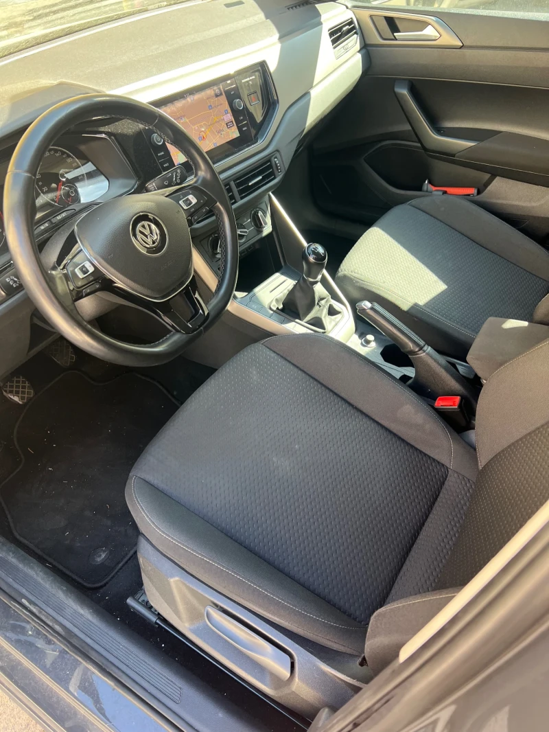 VW Polo, снимка 5 - Автомобили и джипове - 49390012