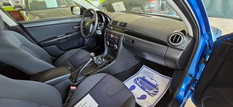 Mazda 3 1.6 бенз ВЕРИГА, снимка 8 - Автомобили и джипове - 51406165