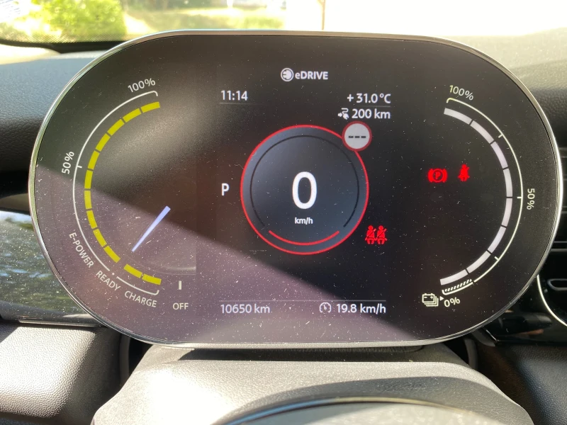 Mini Cooper SE British Racing Green , снимка 14 - Автомобили и джипове - 51436014