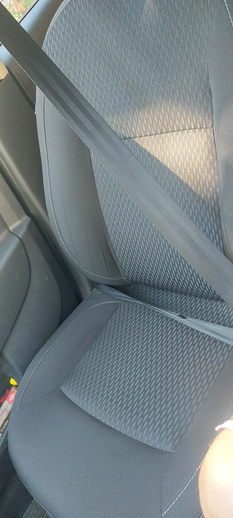 Dacia Logan Limited edition , снимка 7 - Автомобили и джипове - 51450386