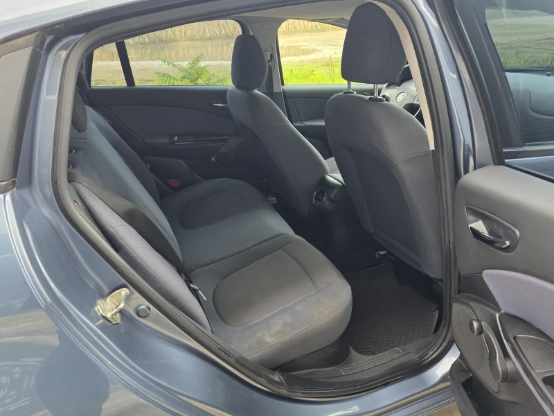 Fiat Bravo 1.4i LPG, снимка 12 - Автомобили и джипове - 52478577