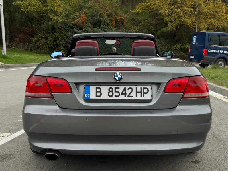 BMW 320 3 Series Convertible (E93), снимка 5 - Автомобили и джипове - 52667234