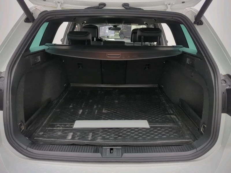 VW Passat R Line , снимка 8 - Автомобили и джипове - 53038063