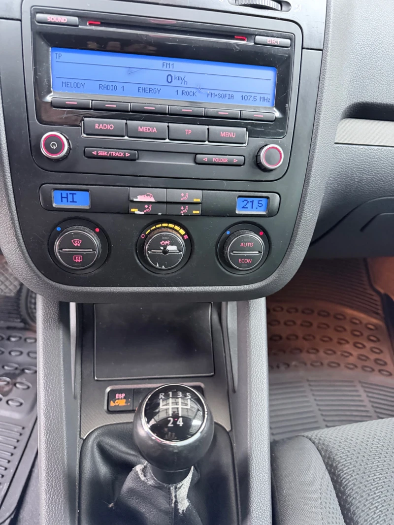 VW Golf 1.6 бензин никога не в имала газ, снимка 12 - Автомобили и джипове - 53264327