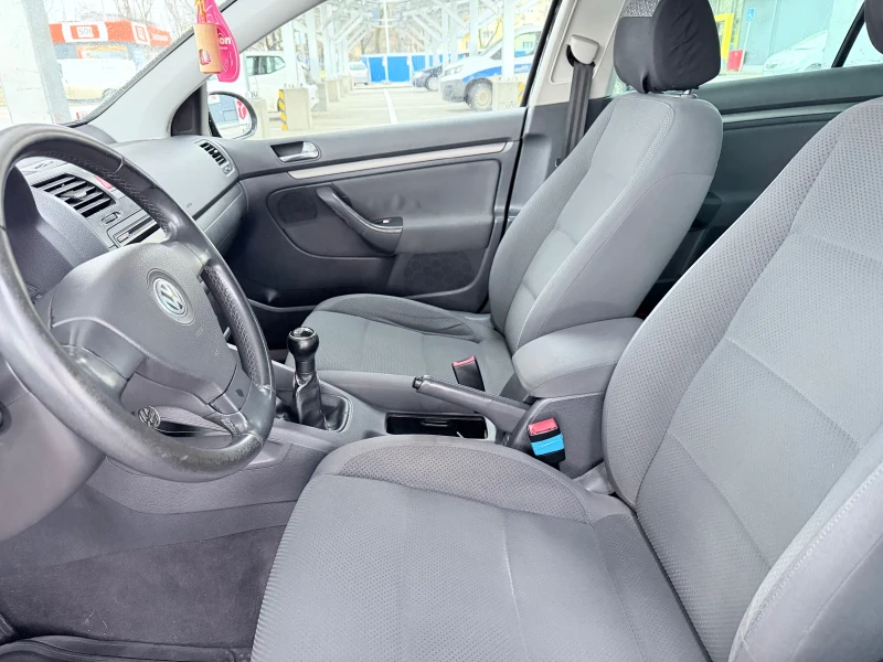 VW Golf 1.6 бензин никога не в имала газ, снимка 9 - Автомобили и джипове - 53264327