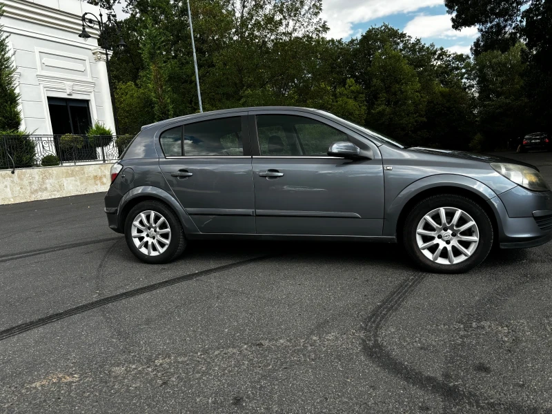 Opel Astra 1.6 Twinport, снимка 2 - Автомобили и джипове - 53530963