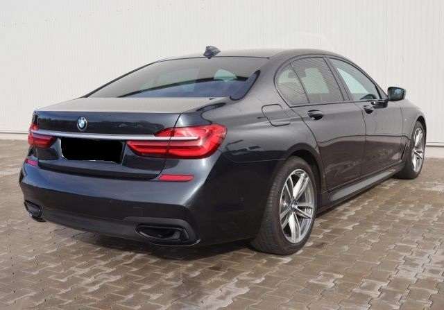 BMW 730 xDrive*Individual*ExeDrivePro*Laser, снимка 5 - Автомобили и джипове - 46275188