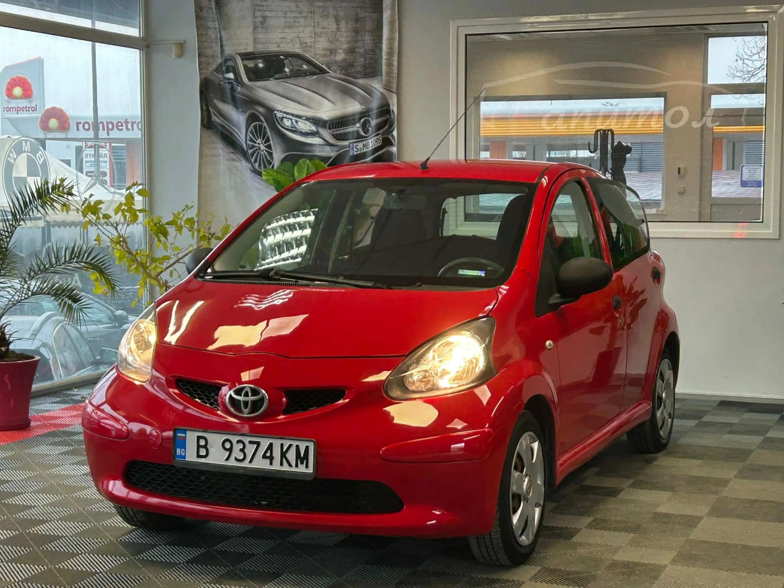 Toyota Aygo 1.0I 5 Врати Климатик, снимка 1
