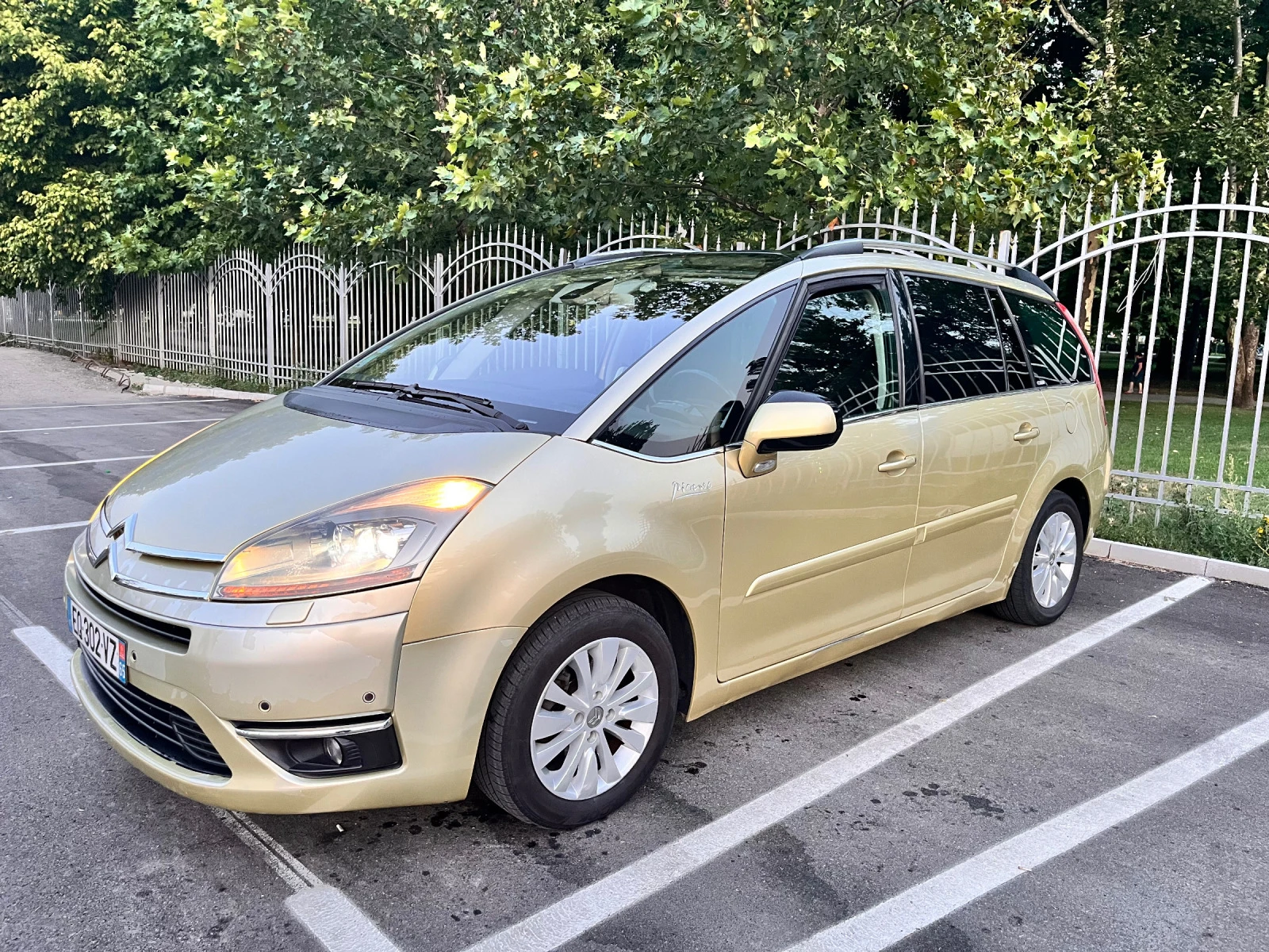 Citroen C4 Picasso Grand Picasso Exclusive  - изображение 2