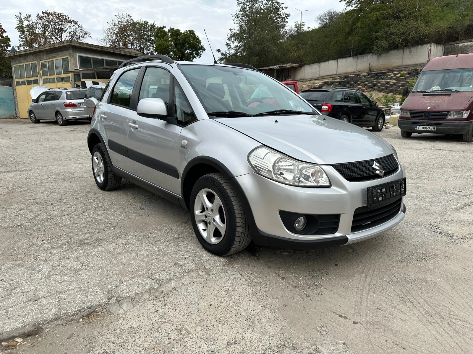 Suzuki SX4 1.9 DDiS 120 к.с. / 4x4 / Климатроник - изображение 3