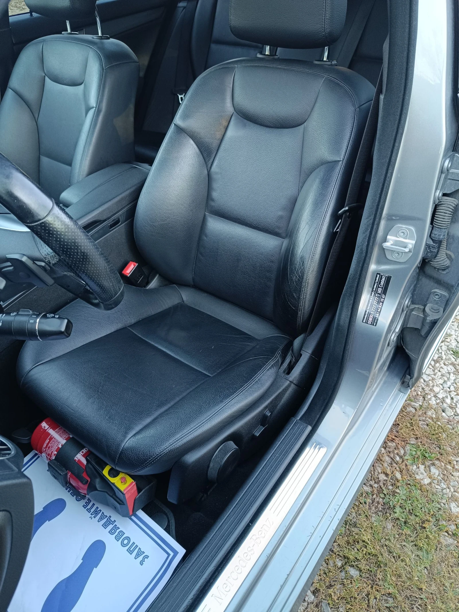 Mercedes-Benz C 300 CDI//AMG Package//4 Matic  | Mobile.bg — изображение 16