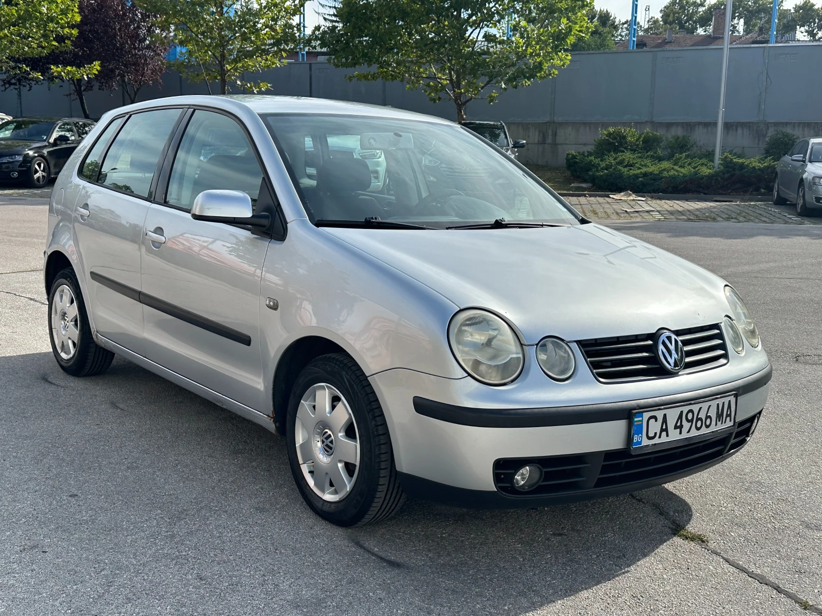 VW Polo 1.4i 75 к.с. - изображение 6