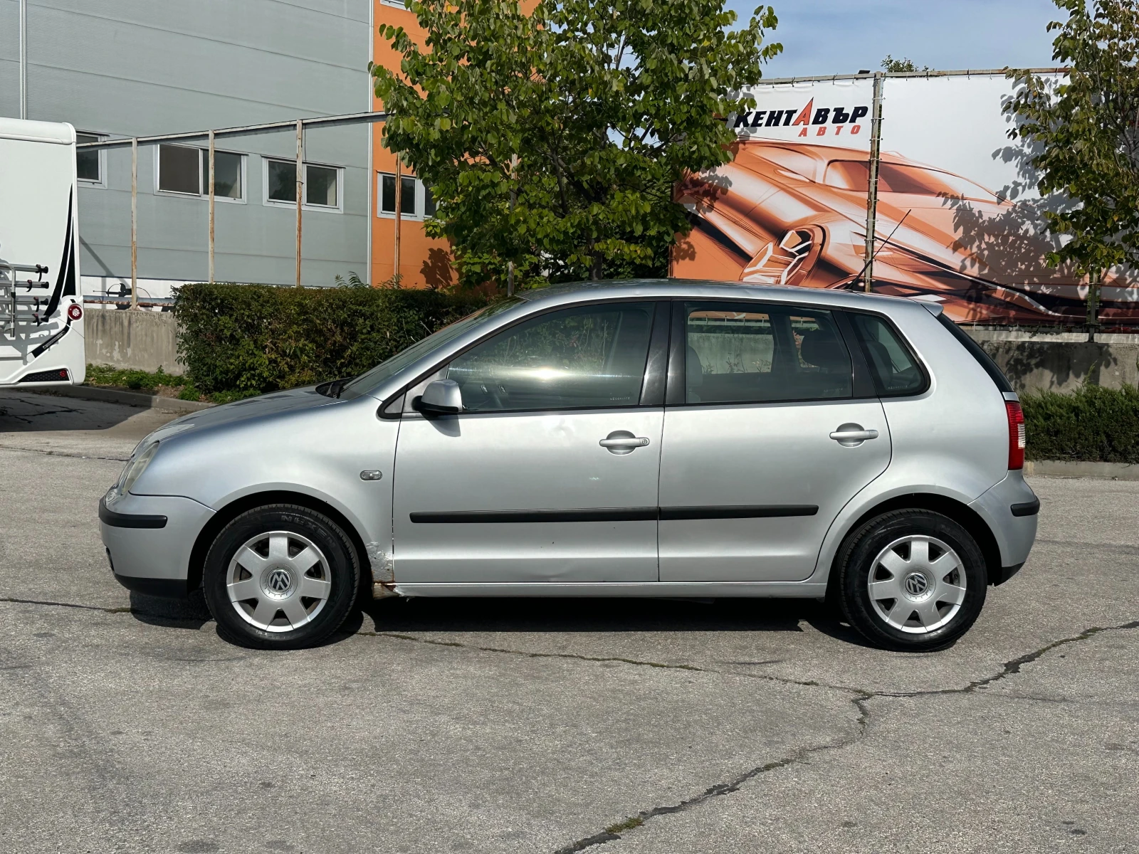 VW Polo 1.4i 75 к.с. - изображение 2