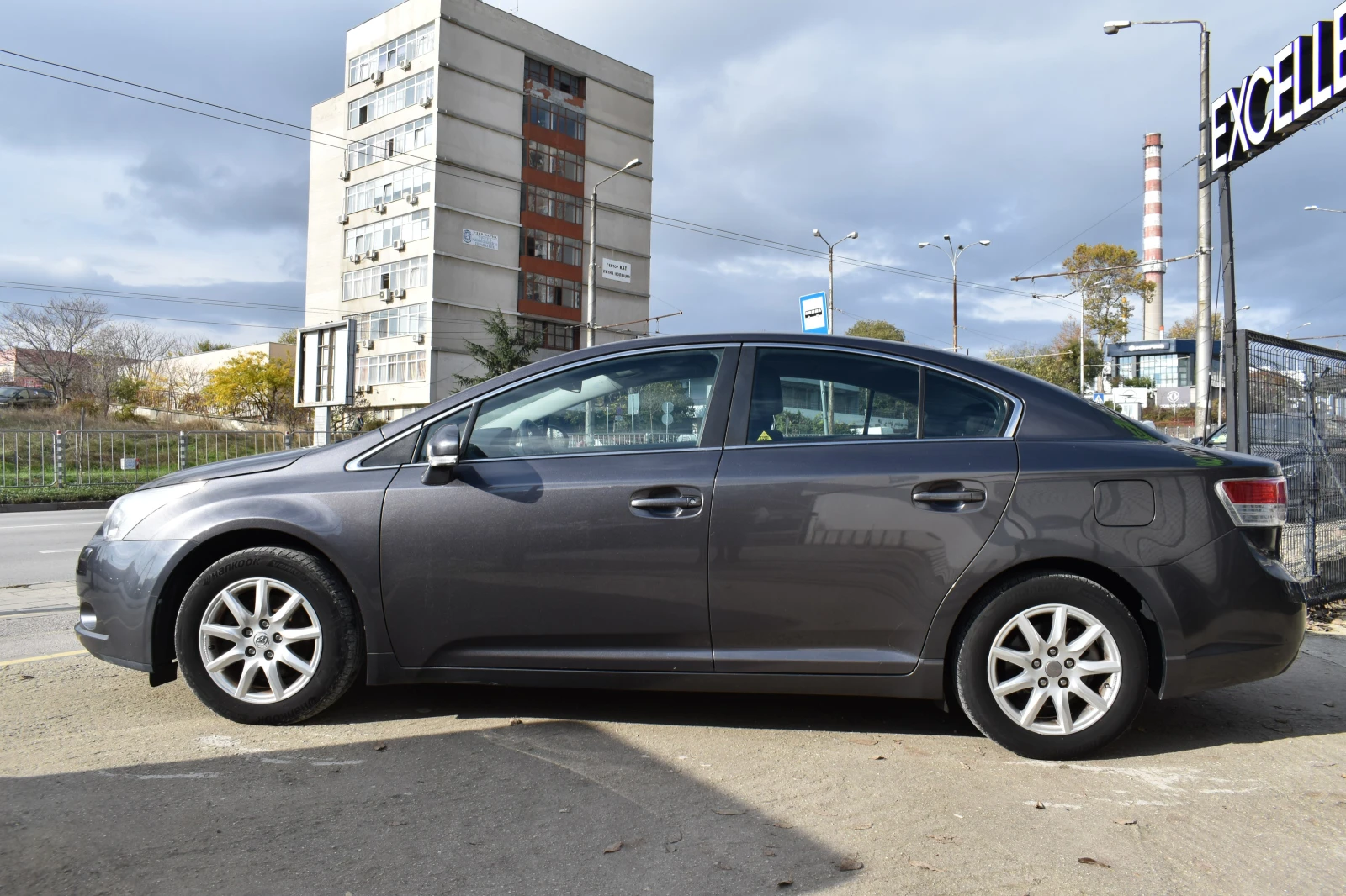 Toyota Avensis 2.0i* AUTOMAT - изображение 2