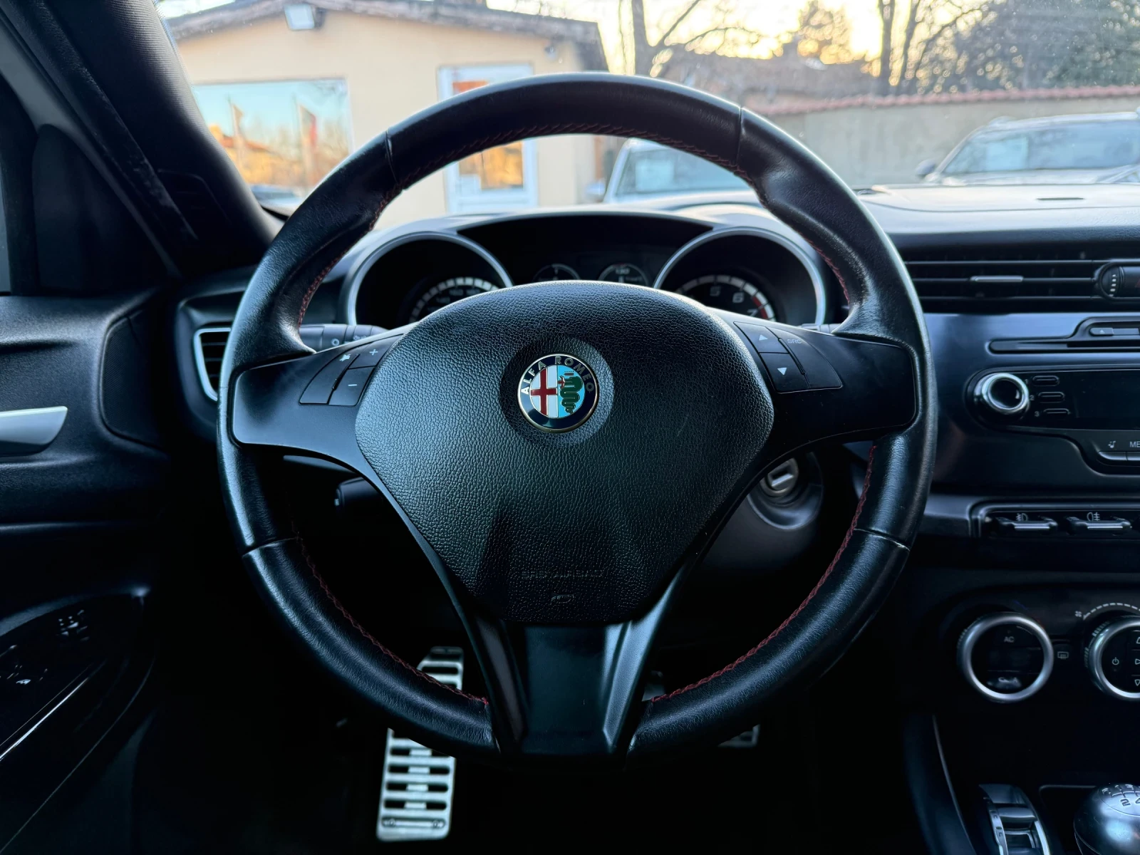 Alfa Romeo Giulietta 1750TBi Quadrifoglio Verde 235k.c.  | Mobile.bg � ����������� 12