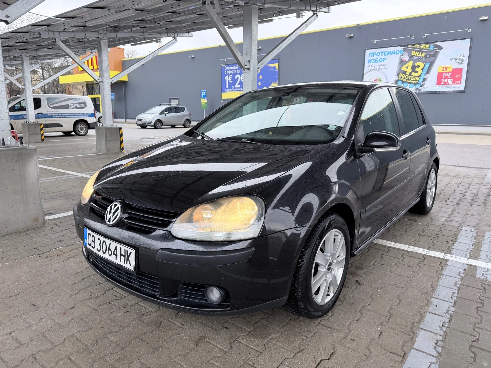 VW Golf 1.6 бензин никога не в имала газ - изображение 8